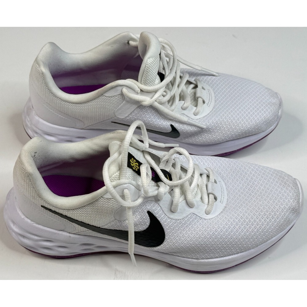 Nike Revolution DC3729-106 Women's‎ White & Black Running Shoes Size 9